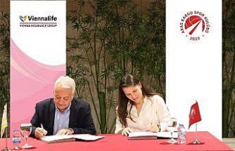 Aras Kargo Kadın Voleybol Takımı’nın resmi sponsoru Viennalife oldu