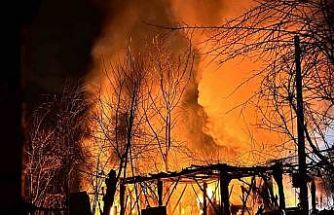 Ardiye yangını eve sıçramadan söndürüldü