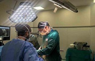 Artroskopik cerrahi ile omuz ağrılarına son