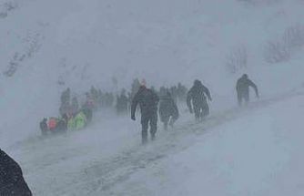 Artvin’de çığ bölgesinde arama çalışmalarına ara verildi