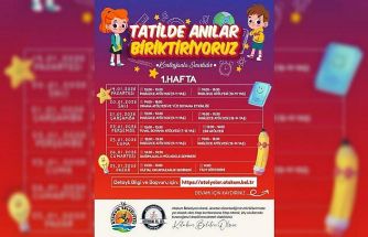 Atakumlu öğrencilere karne hediyesi