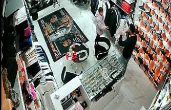 Babasına doğum günü hediyesi için 100 TL ile mağazaya girdi, mutluluğu Türkiye’nin mutluluğu oldu