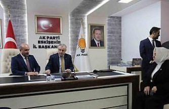 Bakan Bak AK Parti Eskişehir İl Başkanlığı’nı ziyaret etti