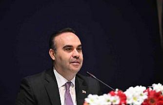 Bakan Kacır: "175 nitelikli araştırmacı, TÜBİTAK Uluslararası Lider ve Genç Araştırmacılar programlarımızın 2025 yılı çağrısına başvurdu"