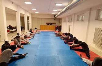 Bala Hatun Yurdu’nda taekwondo eğitimleri sürüyor