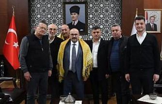 Balıkesir’de Vali Ustaoğlu devecileri kabul etti