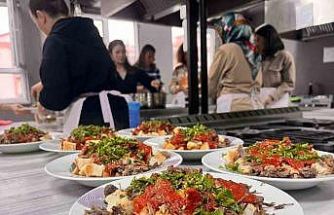 Balıkesir’in köklü mutfak mirası tirit tanıtıldı