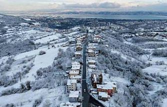 Başiskele’de karla mücadele çalışmaları sürüyor