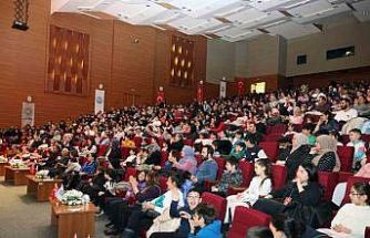 Başkan Yalçın’ın çocuklara hediyesi devam ediyor