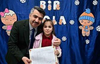 Başkan Yılmaz, öğrencilerin karne heyecanına ortak oldu