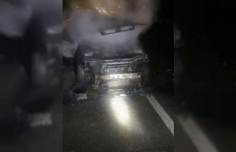 Batman-Diyarbakır karayolunda araç yangını