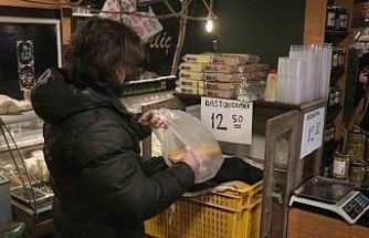 Bayat ekmek fiyatına sıcak ekmek: Mahalle esnafından emsal davranış