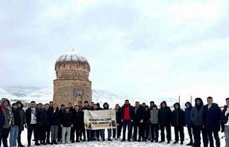 Bayburtlu gençler kültür gezisini tamamladı
