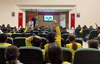 Bayburt’ta sıfır atık için öğrenci ve velilere eğitim verildi