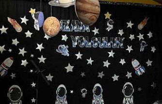 Bebek Kütüphanesi’nde çocuklar uzayla tanıştı