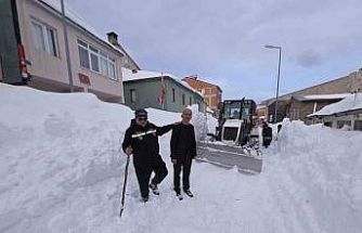 Bektaş Yaylası’nda kar kalınlığı 2,5 metreyi buldu