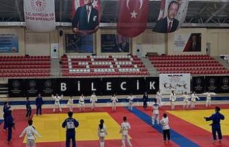 Bilecik’te judo spor okullarıyla gençler, geleceğe hazırlanıyor