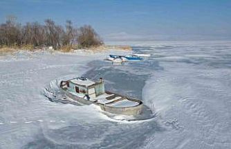 Bitlis’te tüm göller buz tuttu