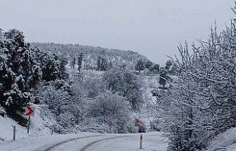 Burdur’un yüksek kesimlerinde kar yağışı etkili oldu