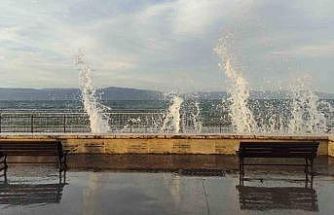 Bursa için kuvvetli rüzgâr ve fırtına uyarısı