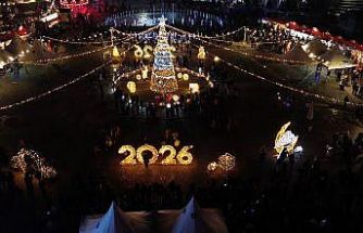 Bursa Yeni Yıl Meydanı’nda yılbaşı coşkusu