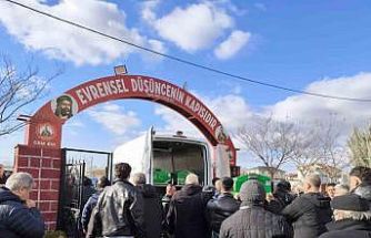 Bursa’da feci kazada hayatını kaybeden 2 genç kız son yolculuğuna uğurlandı