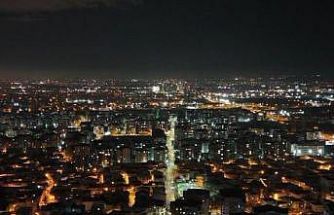 Bursalılar yeni yıla havai fişeklerle girdi