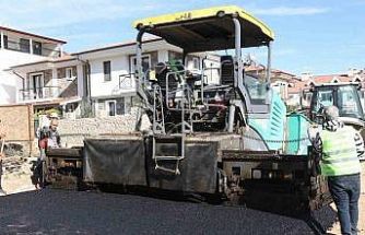 Büyükşehir Datça’da 53 bin metrelik yol ağını yeniliyor