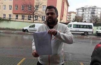 Cadde ortasında yarış yapan araç çarpıp kaçtı, mağdur 2 yıldır adalet bekliyor