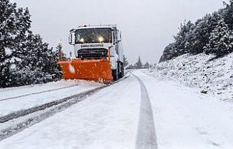 Çameli Belediyesi ekipleri karla mücadeleyi aralıksız sürdürüyor