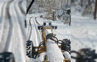 Çaycuma’da karla mücadele çalışmaları sürüyor
