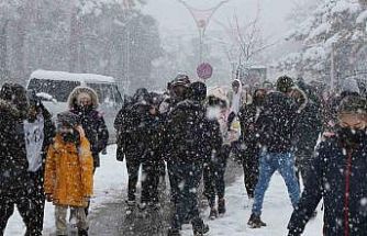 Çayırlı ve Kemah ilçelerinde eğitime bir gün ara verildi