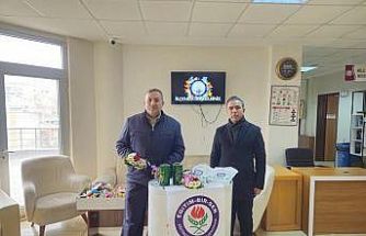 Çermik’e atanan öğretmenlere çiçekli karşılama