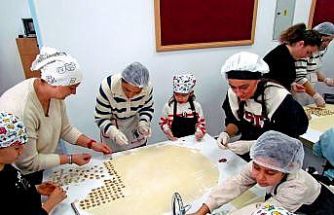 Çeşme’de öğrencilerden hem öğretici ve hem lezzetli etkinlik