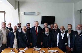 Cumhurbaşkanı Erdoğan spor kulübünü ziyaret etti