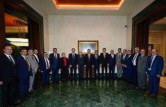 Cumhurbaşkanı Yardımcısı Yılmaz: "Avrupa’dan gelen Ezidi toplumu temsilcilerini Cumhurbaşkanlığı Külliyesi’nde misafir ettik"