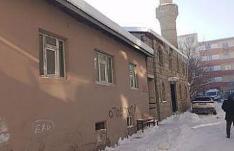 Diyadin merkez camii abdesthanesi bakımsızlığı ile tepki çekiyor