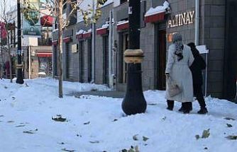 Diyarbakı’ın tarihi Sur ilçesinde belediyeye kar tepkisi