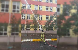 Diyarbakır’da boş okulda yangın