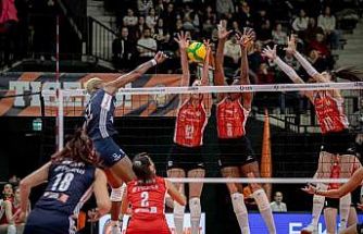 Eczacıbaşı Dynavit, Olympiakos’a set vermedi