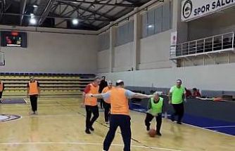 Elazığ İl protokolü basketbol maçında buluştu