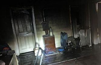 Elektrik prizinden çıkan yangın korkuttu