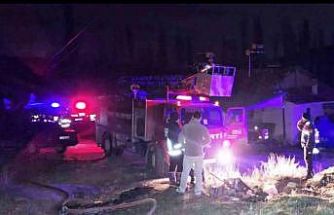 Emet’te ahşap evde çıkan yangın büyümeden söndürüldü