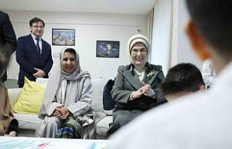 Emine Erdoğan: "Gazze’de iki senede 54 bine yakın çocuk yetim kaldı"