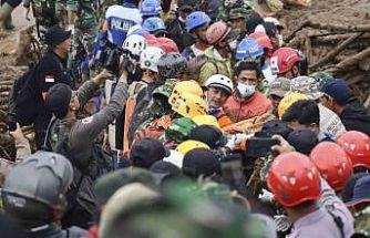 Endonezya’daki toprak kaymasında can kaybı 49’a yükseldi