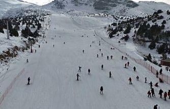 Ergan Kayak Merkezinde hafta sonu yoğunluğu