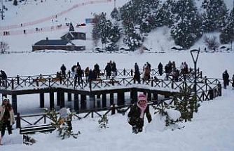 Ergan’da kayak ve kızak keyfi