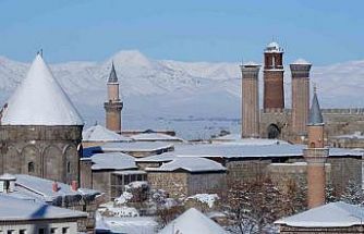 Erzurum merkezde okullara kar tatili