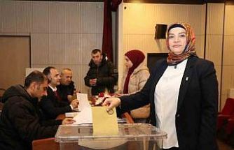 Erzurum’da kadın oda başkanı güven tazeledi