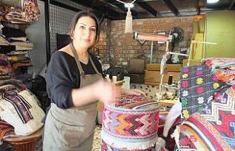 Eski halı ve kilimleri ekonomiye kazandırıyor